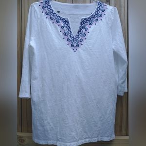 Talbots Sz MP Embroidery Trim Top